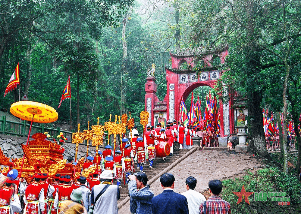 Giữ gìn tâm thức thờ cúng Hùng Vương của người Việt trong thời đại công nghệ số