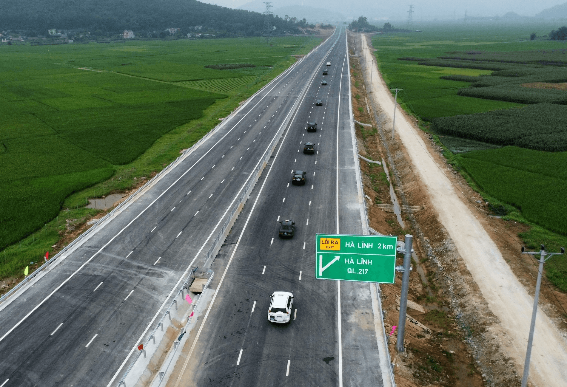 Khi nào nối thông toàn tuyến cao tốc từ Lạng Sơn đến Cà Mau?