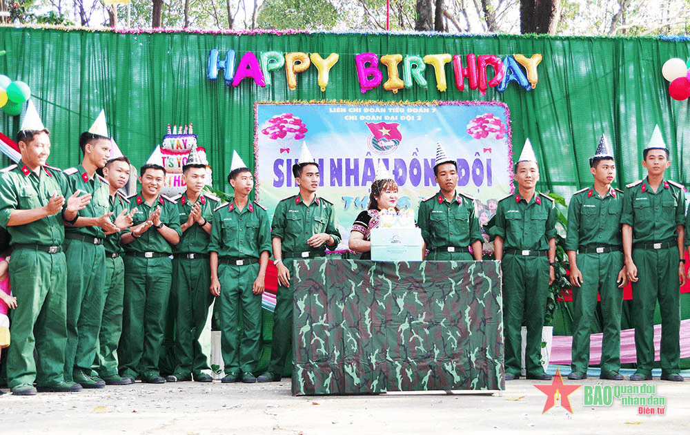 Kết hợp chung - riêng trong quản lý tư tưởng