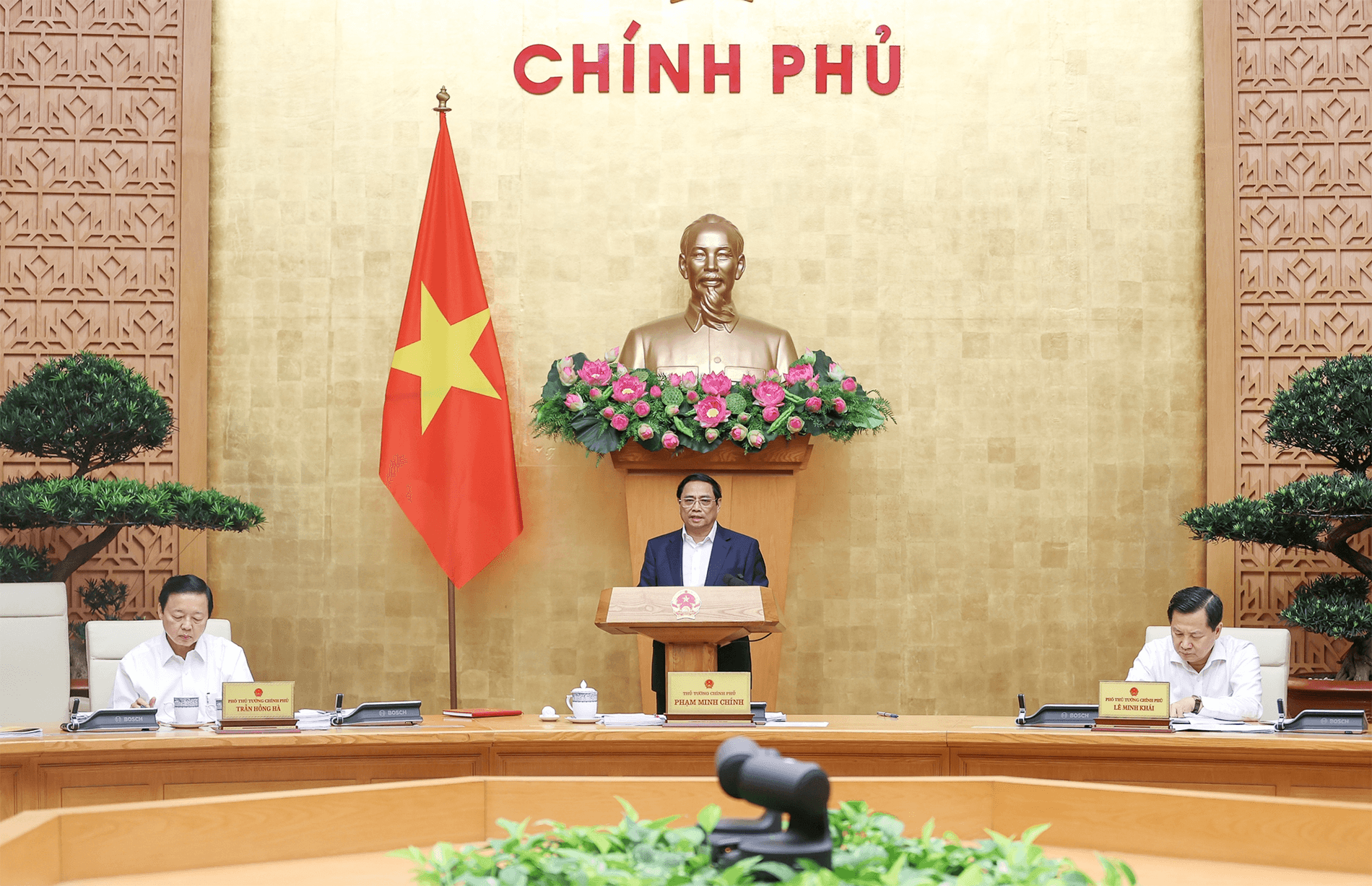 Bản tin thời sự tổng hợp tuần: Quốc phòng, an ninh, chủ quyền quốc gia được giữ vững