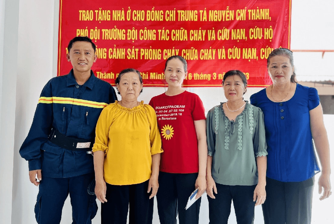 Chiến sĩ thành đồng: Không quản hiểm nguy cứu người gặp nạn