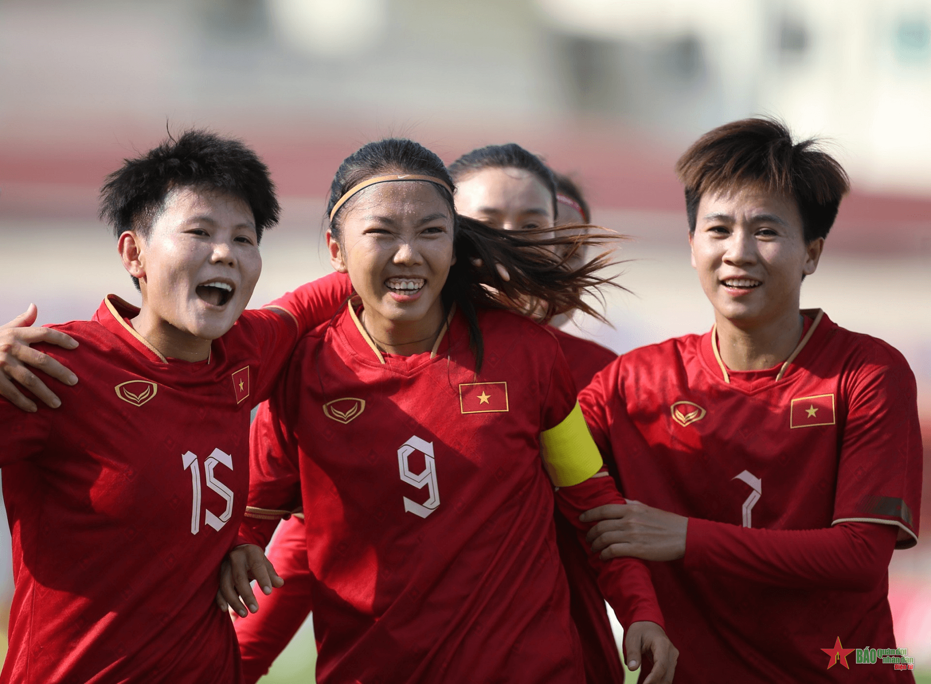 Xem trực tiếp đội tuyển nữ Việt Nam và Philippines (bóng đá SEA Games 32)