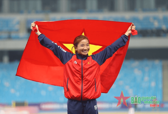 Nguyễn Thị Oanh được tặng ô tô, tuyển điền kinh Việt Nam nhận 200 triệu đồng