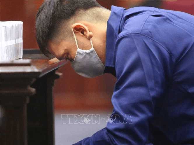 Y án sơ thẩm vụ án cha ruột và "dì ghẻ" bạo hành bé 8 tuổi tử vong