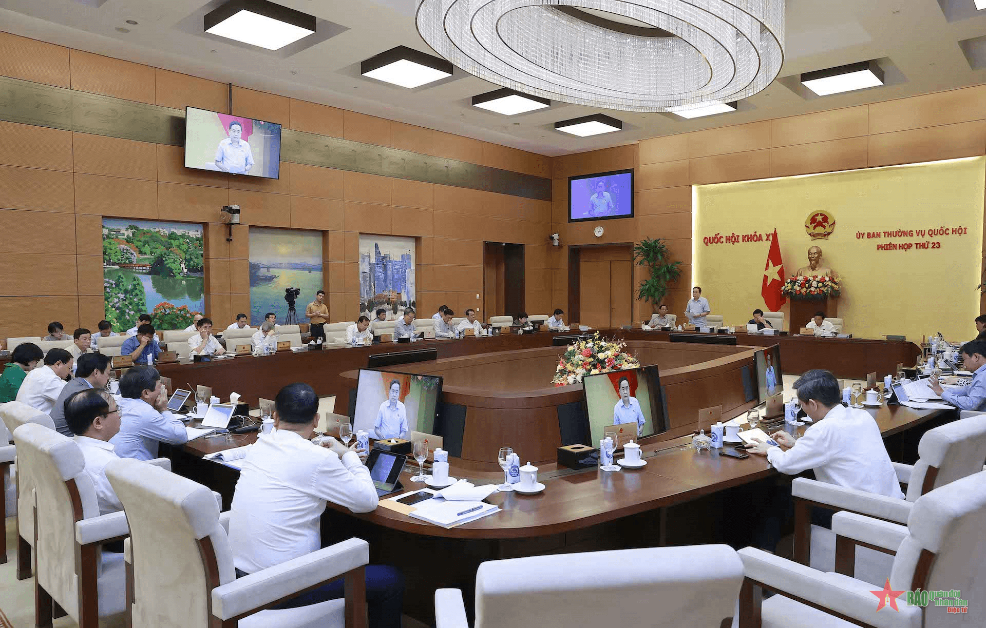 Cần chính sách đất đai đặc thù cho cán bộ lực lượng vũ trang được điều động