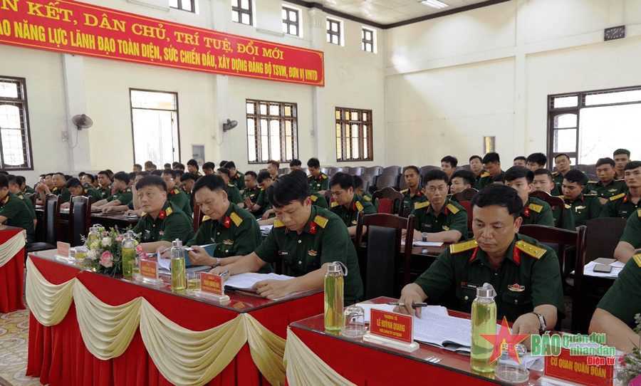 Trung đoàn 165 (Sư đoàn 312, Quân đoàn 1): Tổng kết thực hiện Luật Sĩ quan Quân đội nhân dân Việt Nam