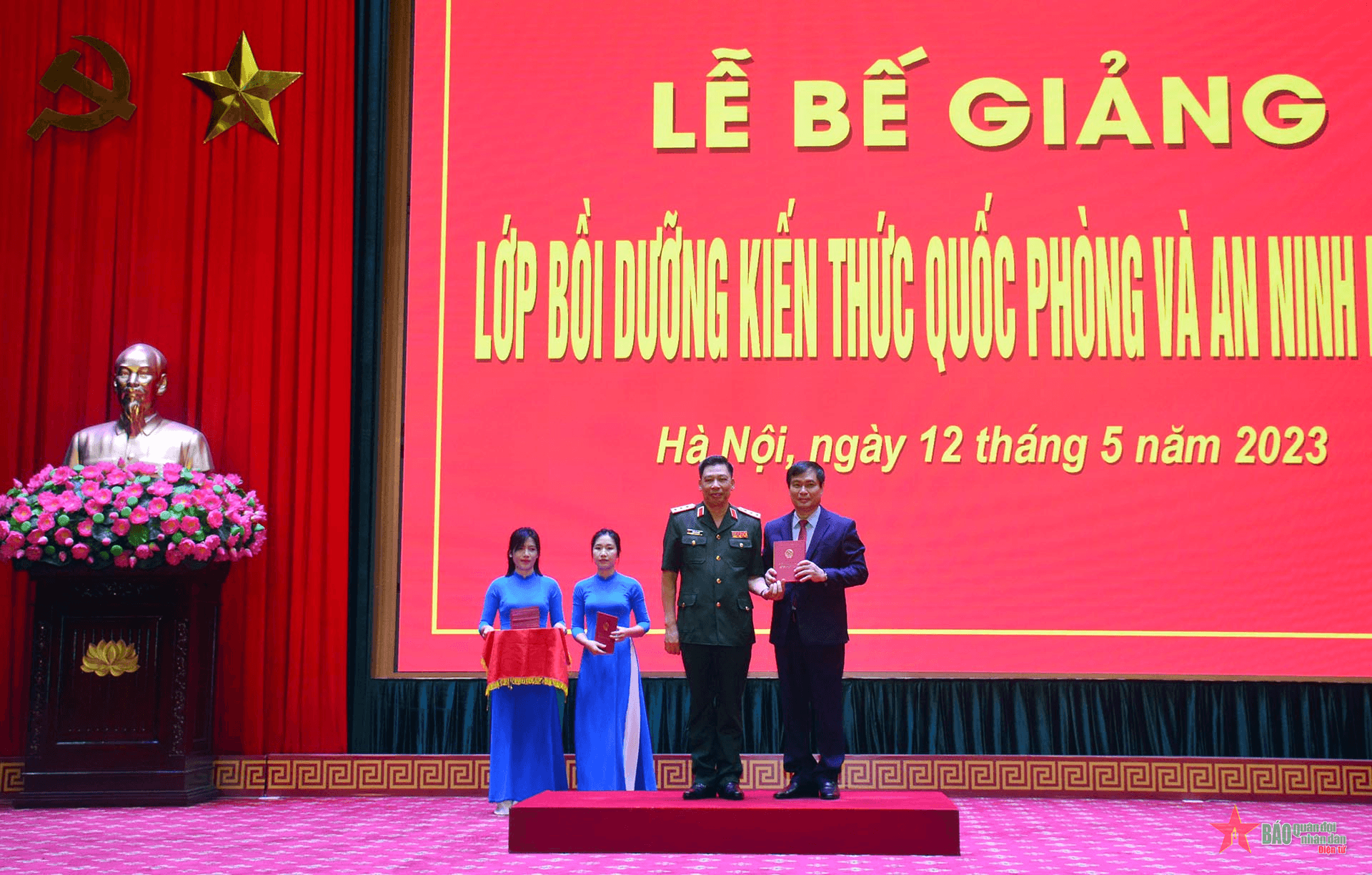 Học viện Quốc phòng bế giảng lớp bồi dưỡng kiến thức quốc phòng và an ninh khóa 90