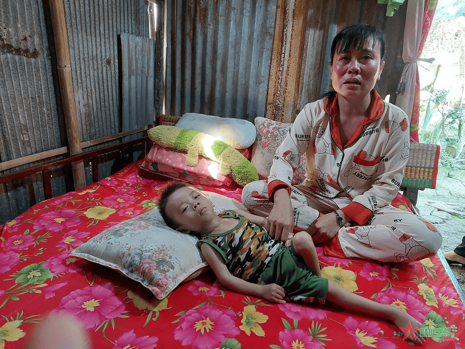 Hoàn cảnh đáng thương của bé Nguyễn Tấn Phát