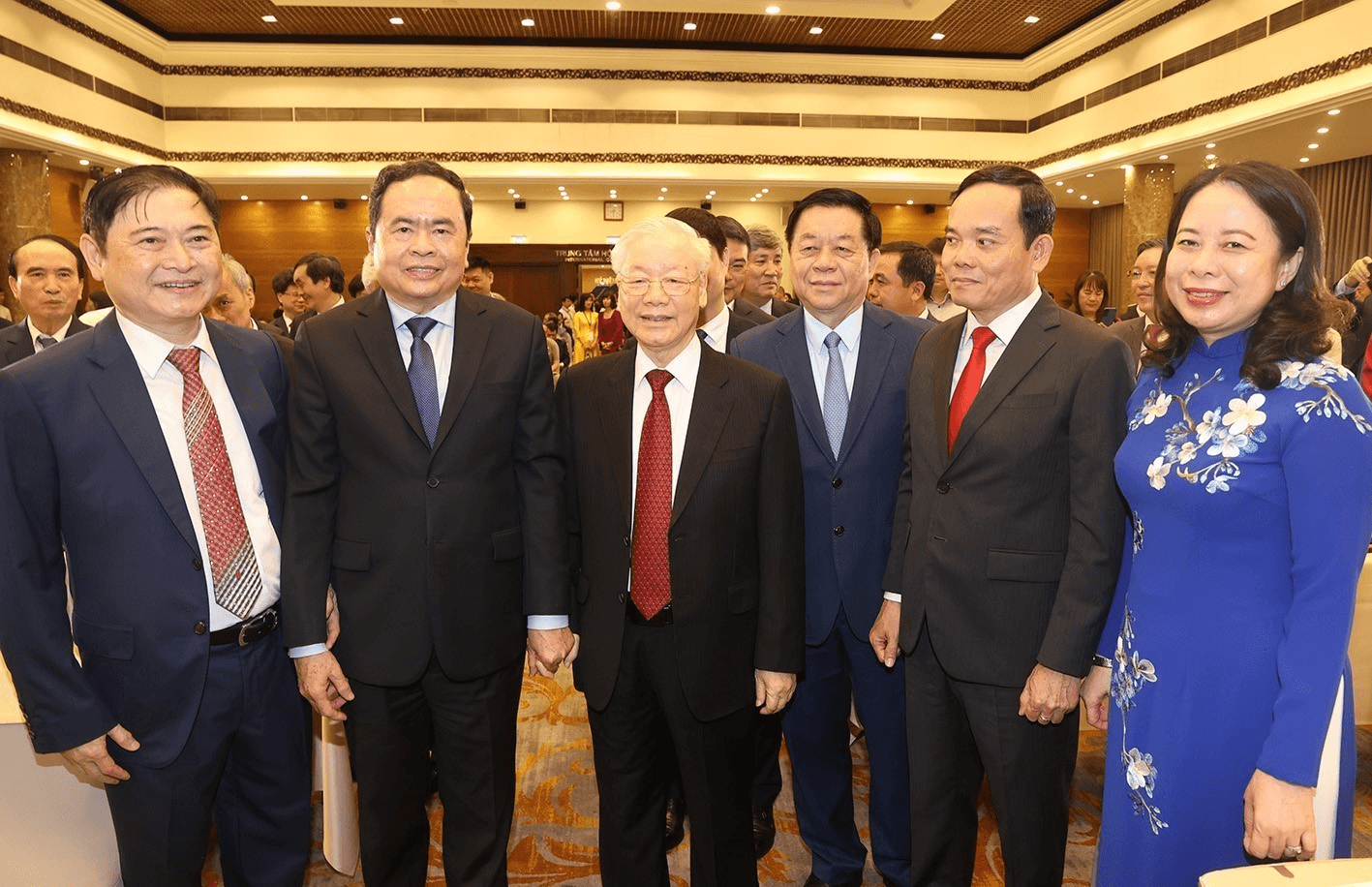 Làm gì để trí thức xứng đáng là “nguyên khí quốc gia”? - Bài 1: Vốn liếng quý báu của dân tộc!