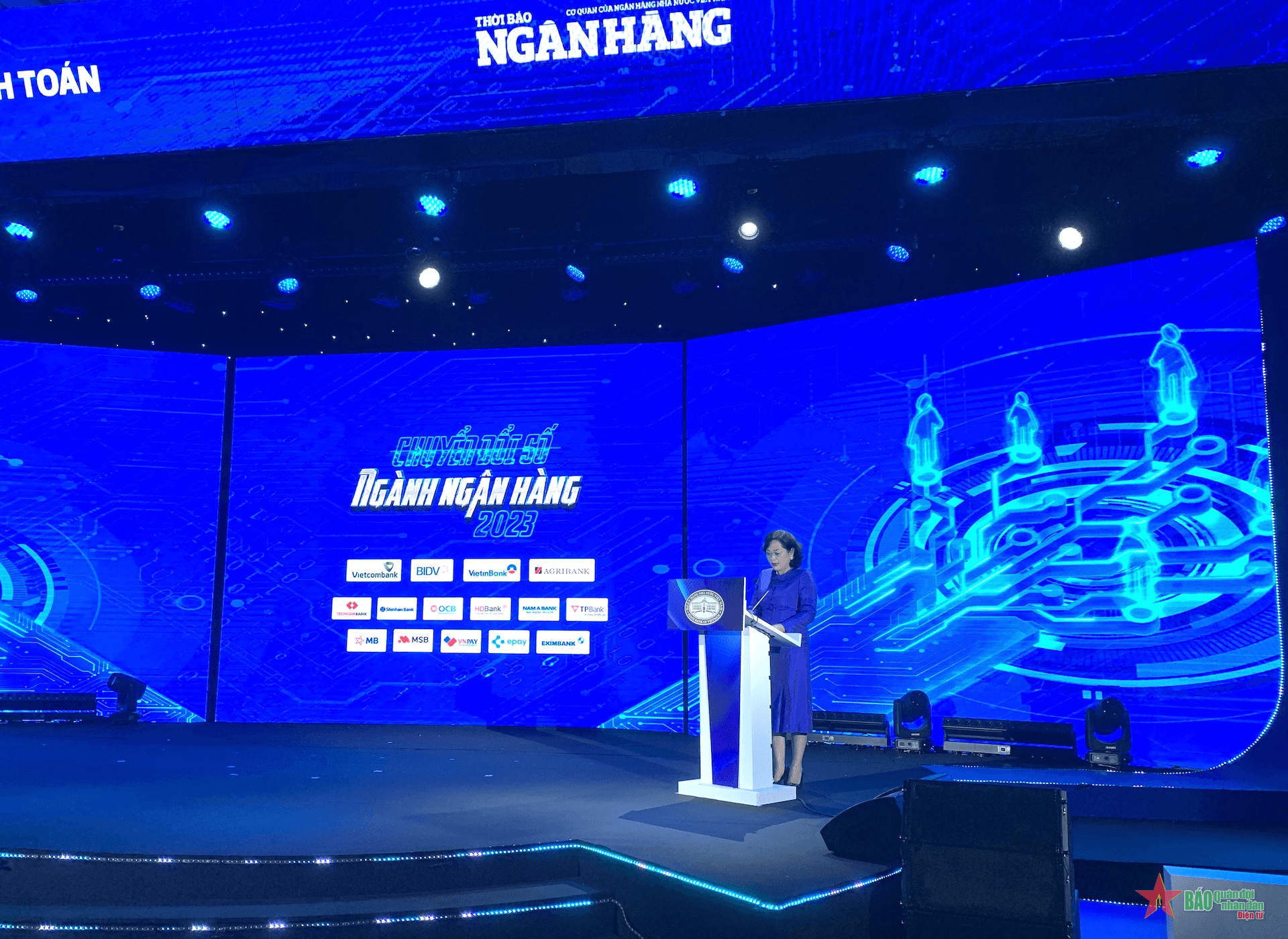 Ngành ngân hàng thúc đẩy chuyển đổi số
