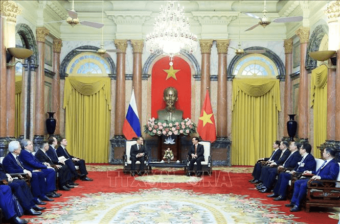 Chủ tịch nước Võ Văn Thưởng tiếp Chủ tịch Đảng nước Nga Thống nhất, Phó chủ tịch Hội đồng An ninh Liên bang Nga Dmitry Medvedev
