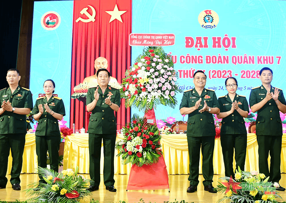 Khai mạc Đại hội Đại biểu Công đoàn Quân khu 7 lần thứ IX