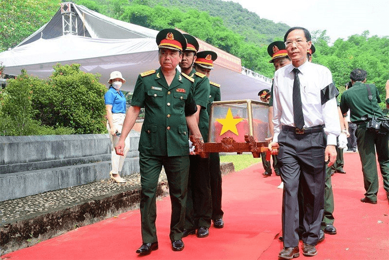 Tỉnh Thanh Hóa truy điệu và an táng 16 hài cốt liệt sĩ