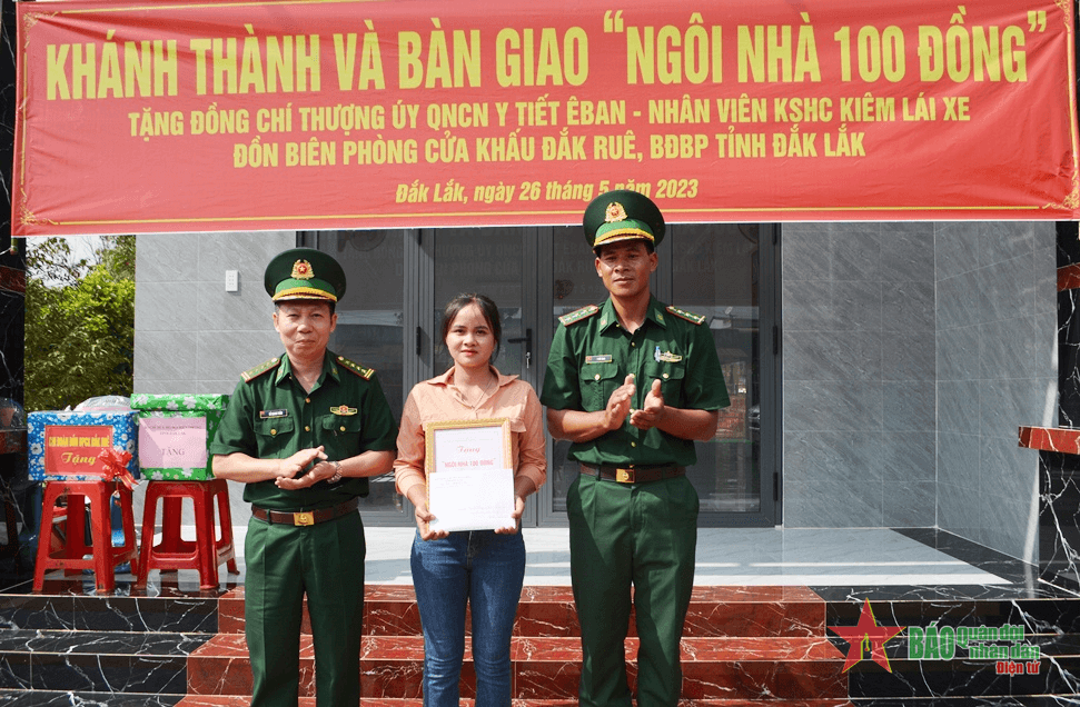 Bộ đội Biên phòng tỉnh Đắk Lắk khánh thành “Ngôi nhà 100 đồng”