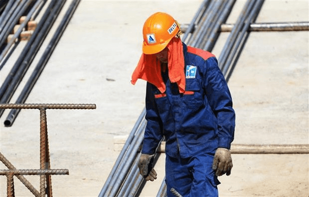 Cách phòng tránh tác hại của nắng nóng
