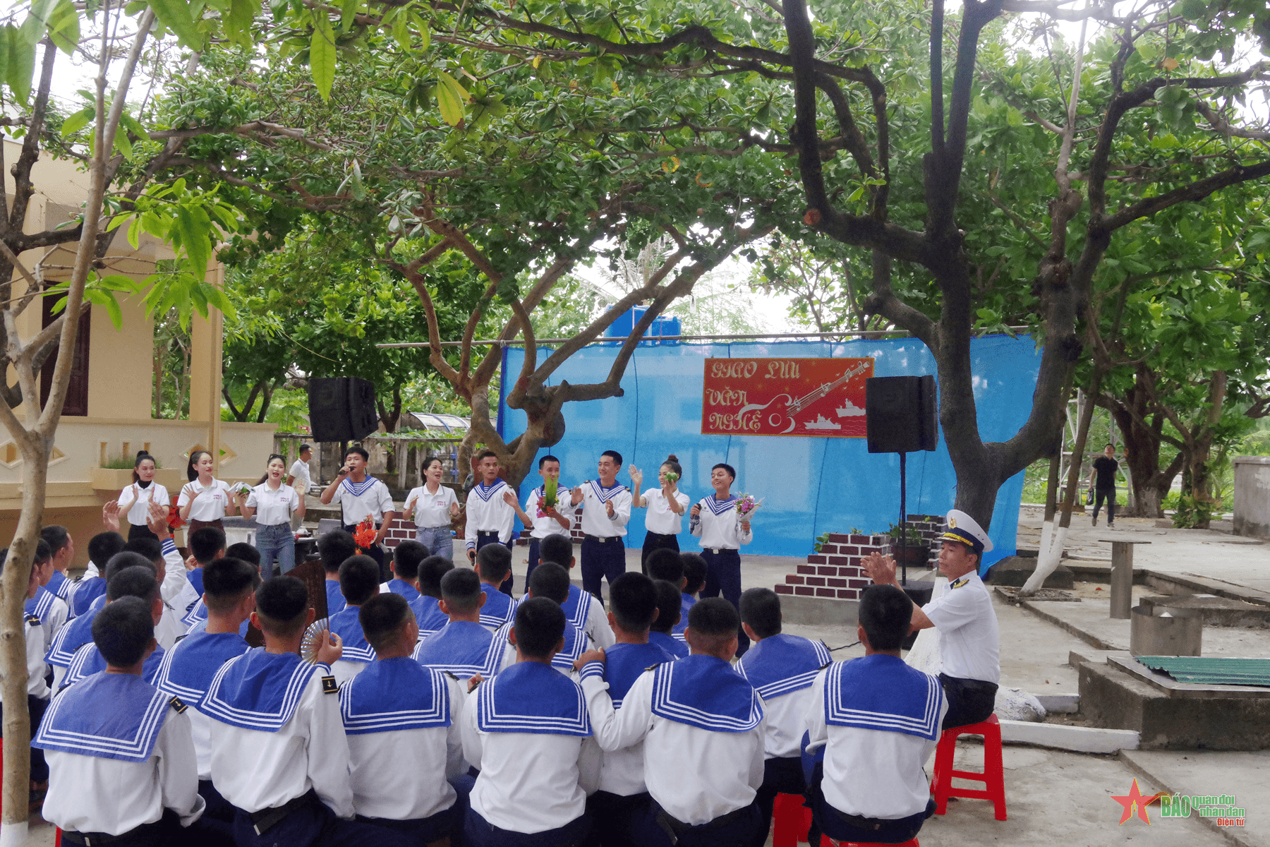 “Đảo xanh” giữa trùng khơi