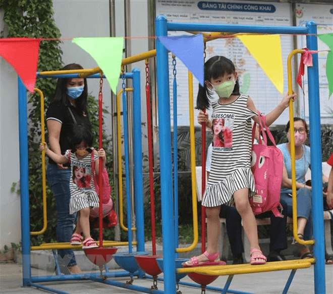 Sân chơi cho trẻ em - thừa mà thiếu