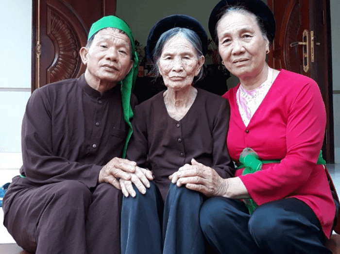 Gia đình hát trống quân