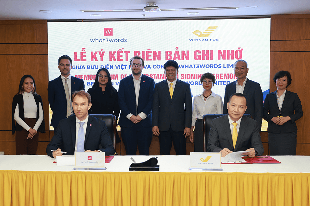 Hợp tác nâng cao hiệu quả dịch vụ hậu cần phục vụ thương mại điện tử
