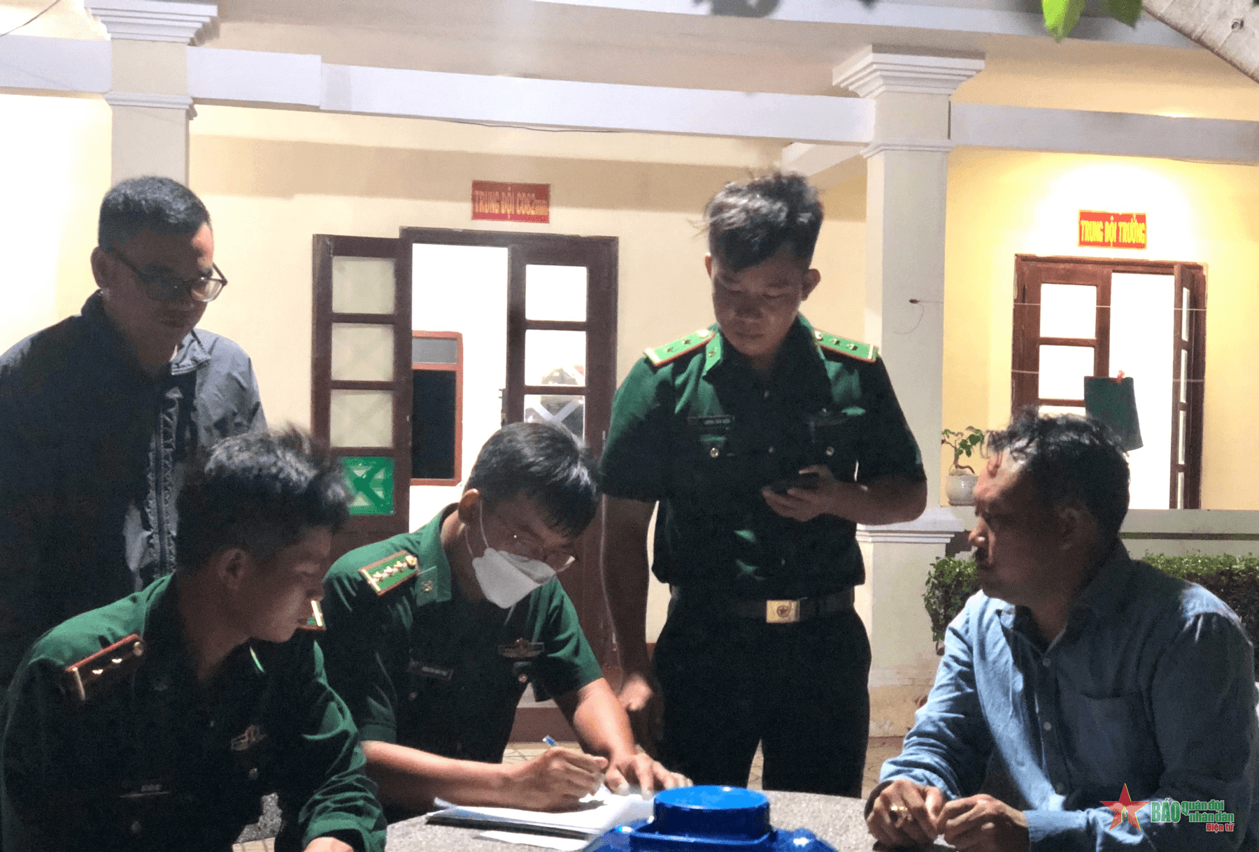 Tích cực triển khai phương án tìm kiếm ngư dân mất tích trên biển