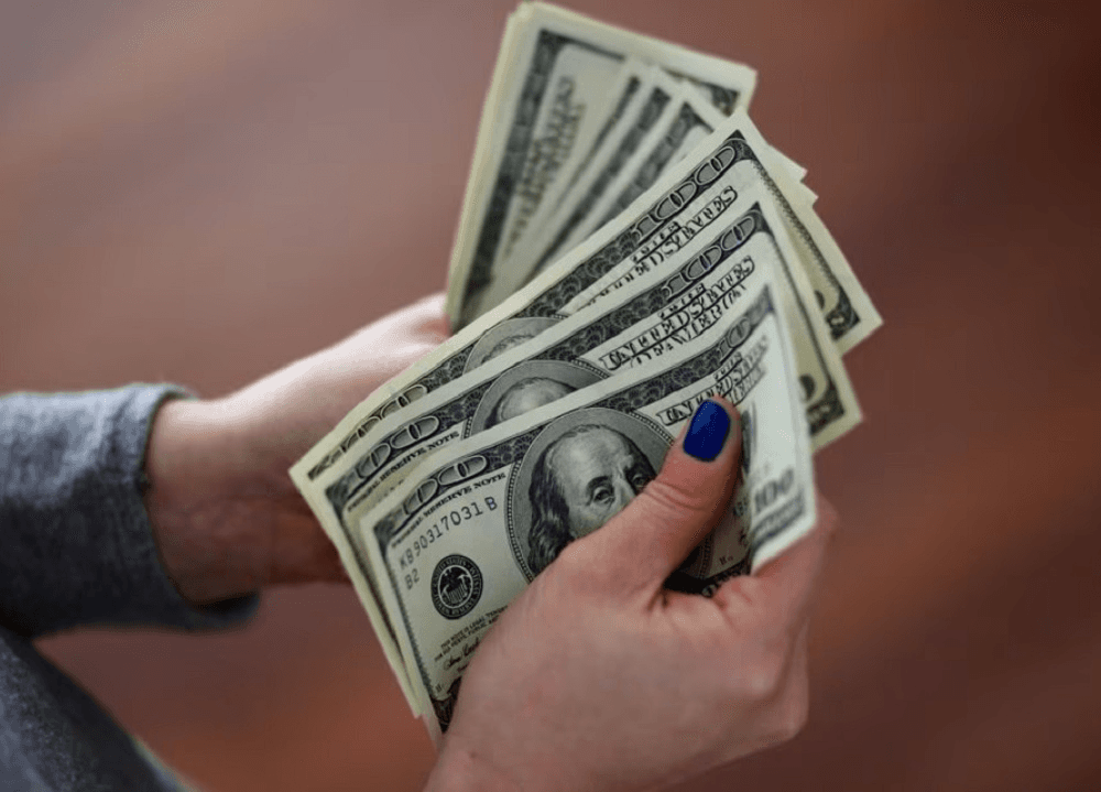 Tỷ giá USD hôm nay (6-6): Đồng USD chìm trong sắc đỏ