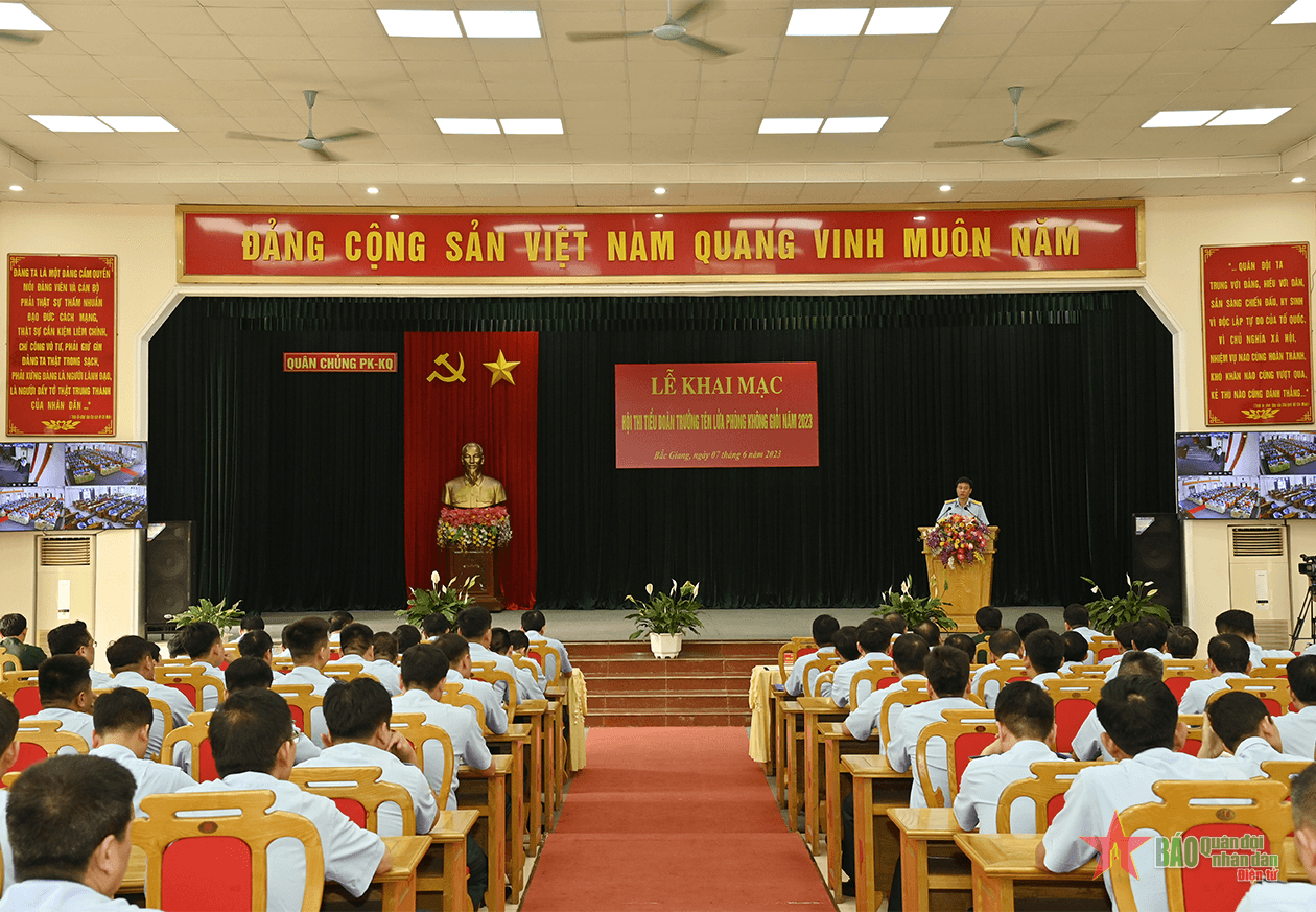 Tiểu đoàn trưởng tên lửa “sát hạch” năng lực công tác