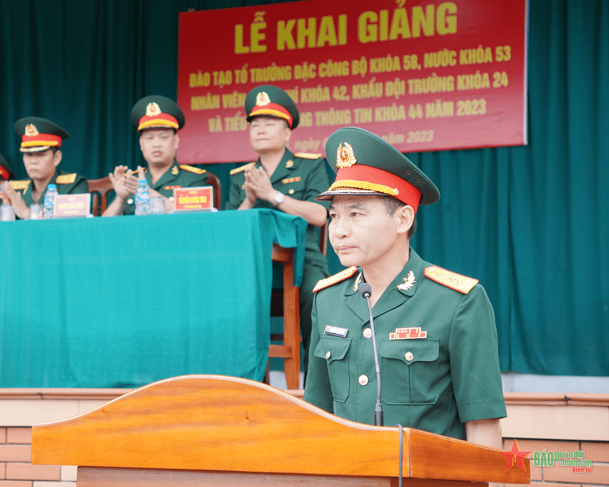 Khai giảng đào tạo hạ sĩ quan-nhân viên chuyên môn kỹ thuật đặc công
