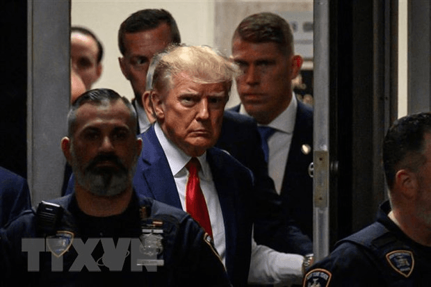 Cựu Tổng thống Mỹ Donald Trump bị truy tố về tội cất giữ trái phép tài liệu mật