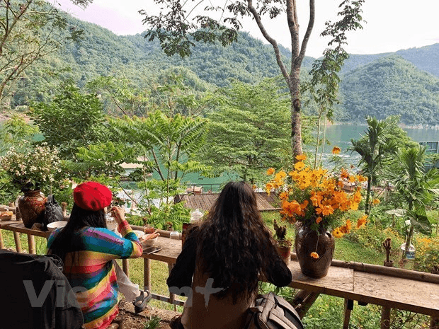 Thúc đẩy phát triển du lịch tỉnh Hòa Bình