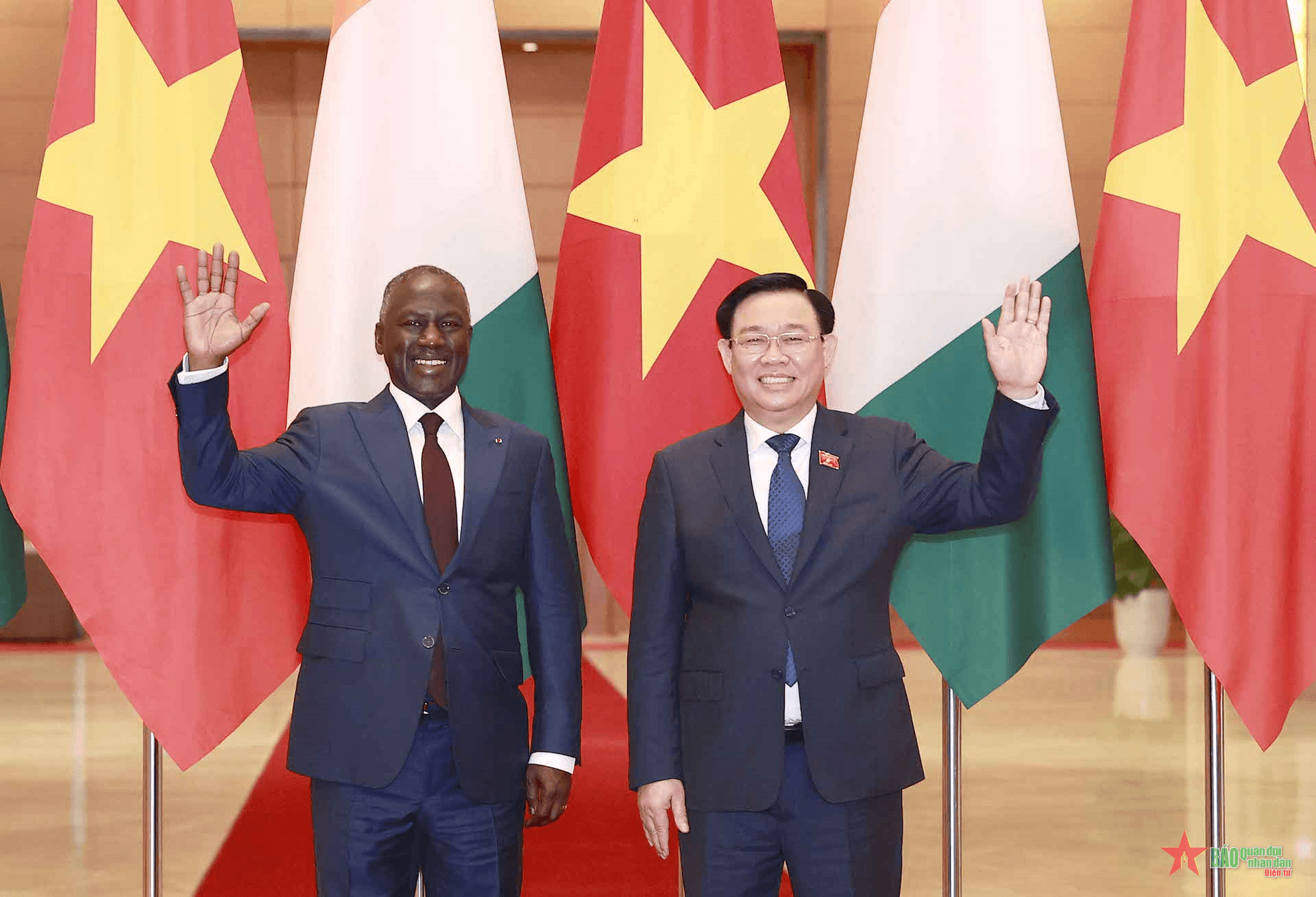 Chủ tịch Quốc hội Vương Đình Huệ đón, hội đàm với Chủ tịch Quốc hội Bờ Biển Ngà Adama Bictogo