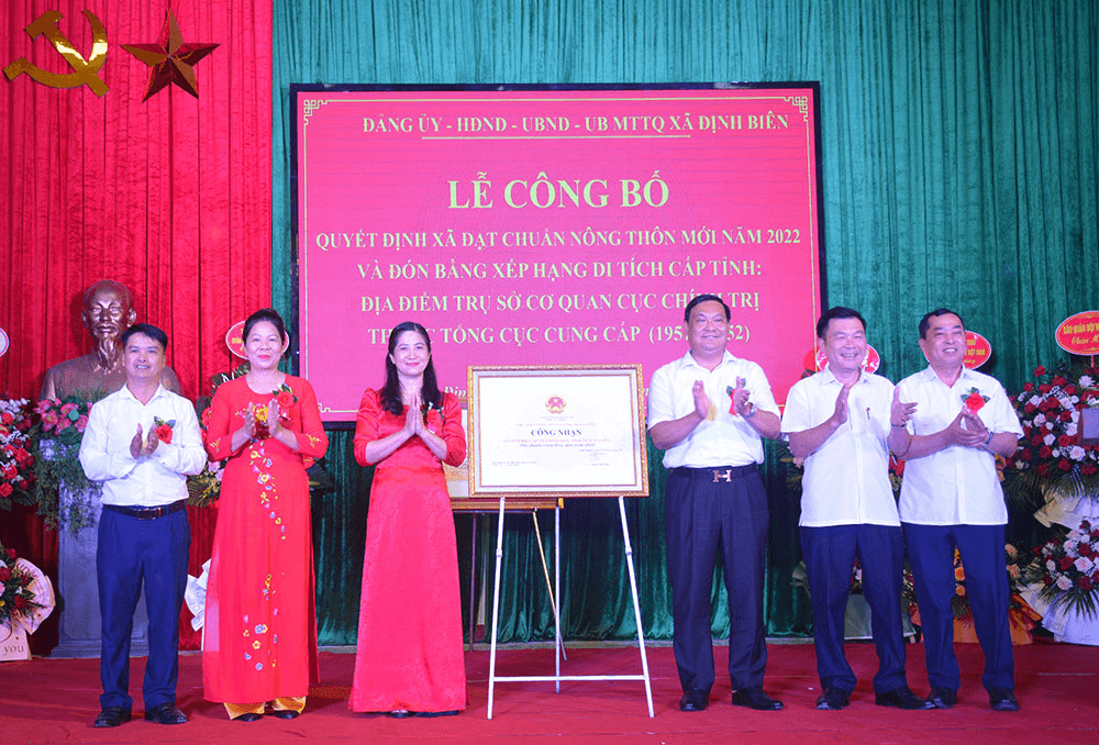 Công bố quyết định đạt chuẩn nông thôn mới xã Định Biên (Định Hóa, Thái Nguyên)