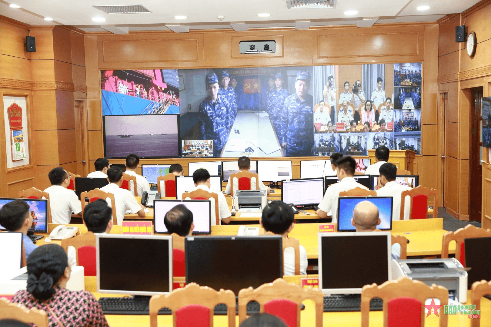 Đoàn đại biểu Quốc hội thăm, làm việc với Bộ tư lệnh Cảnh sát biển