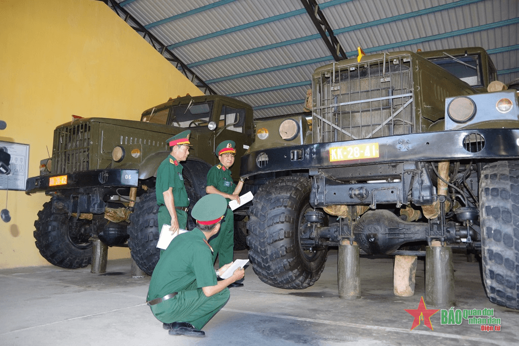 Quân khu 9 chấm thi “Xe tốt, lái xe giỏi”