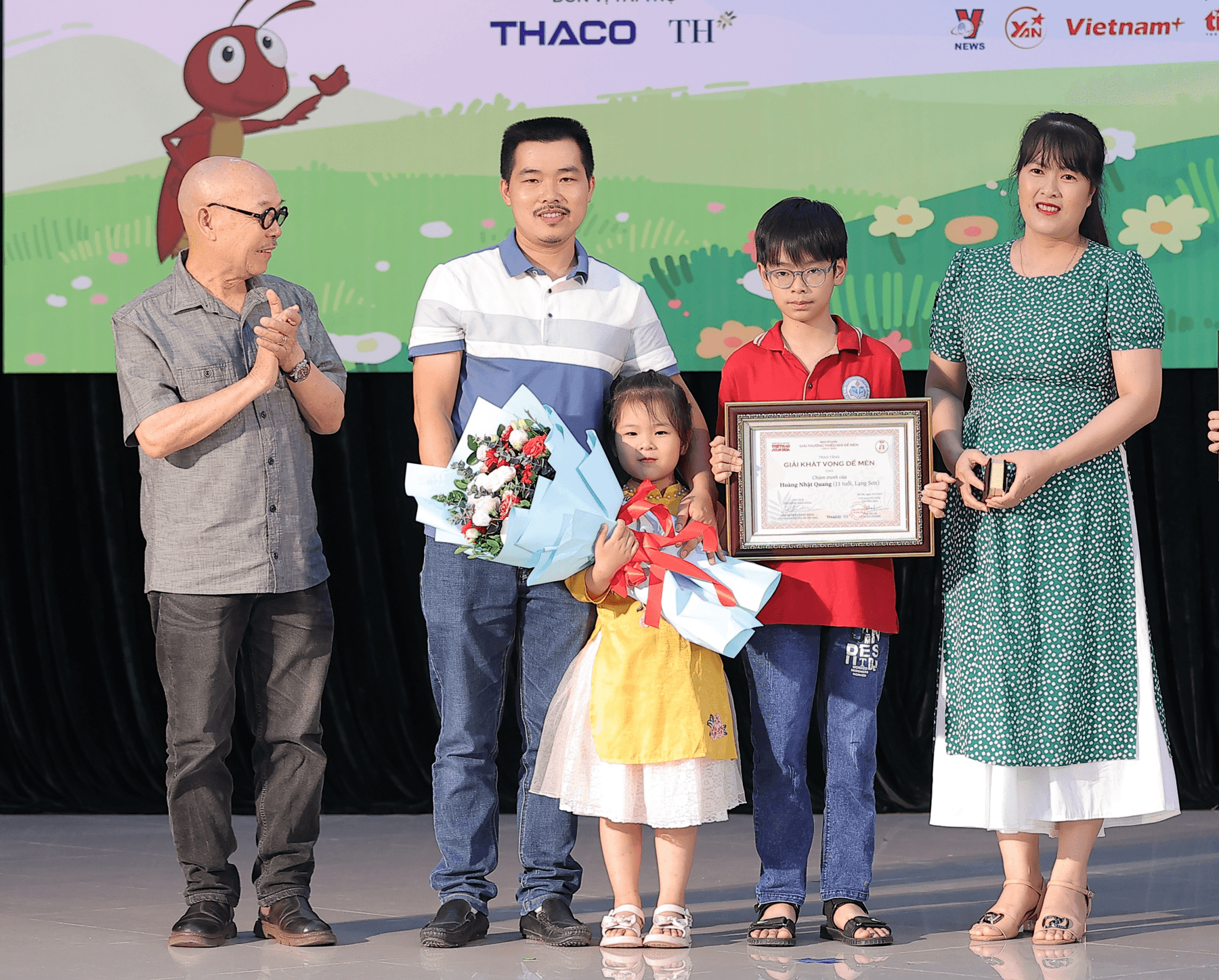 Hành trình sáng tạo của "họa sĩ nhí"