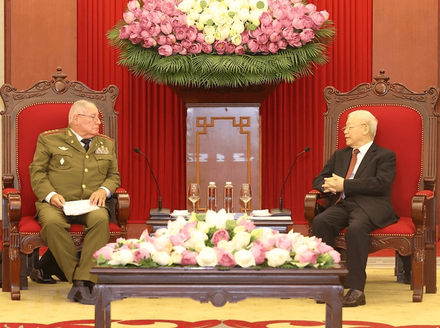 Tổng Bí thư Nguyễn Phú Trọng tiếp Bộ trưởng Bộ các Lực lượng vũ trang cách mạng Cuba
