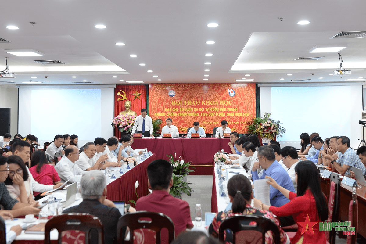 Không thể, không dám, không cần... tham nhũng