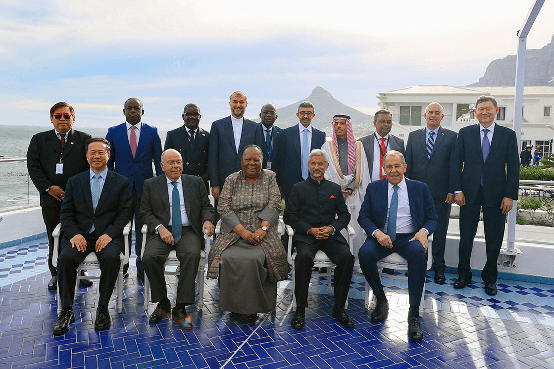 Trên con đường gia nhập BRICS của Saudi Arabia