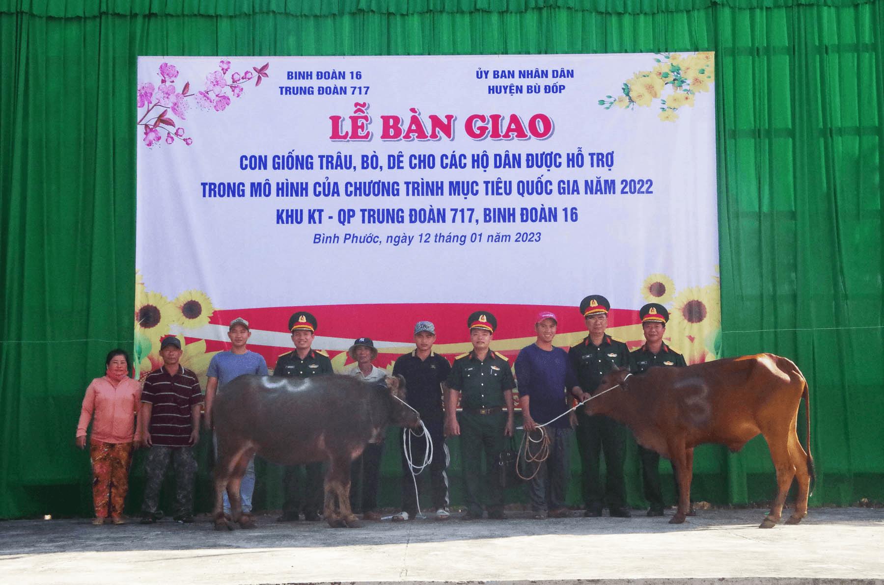 Tạo sinh kế cho người dân thoát nghèo