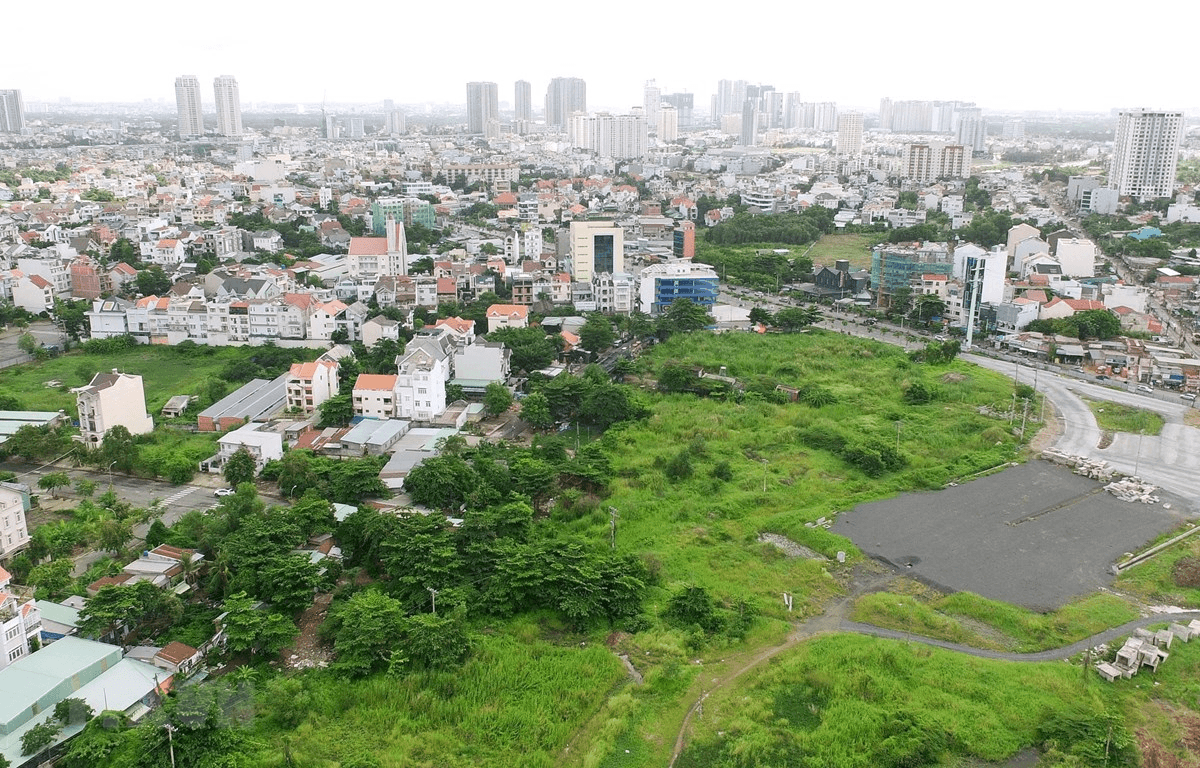 Tái định cư để dân “an cư”