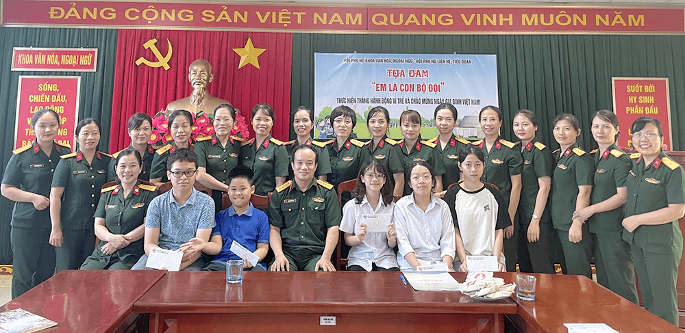 Khi em là con bộ đội!