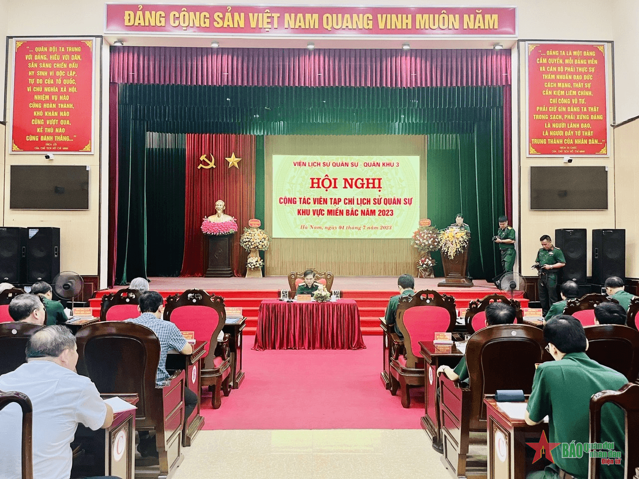 Giữ đúng tôn chỉ mục đích, xứng đáng là tạp chí hàng đầu của đất nước về lịch sử quân sự