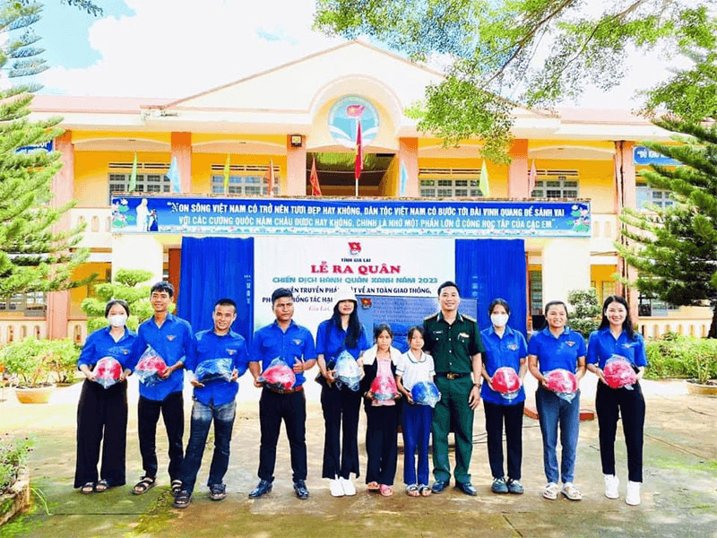 Tuổi trẻ Bộ đội Biên phòng tỉnh Gia Lai sôi nổi với chiến dịch “Hành quân xanh”