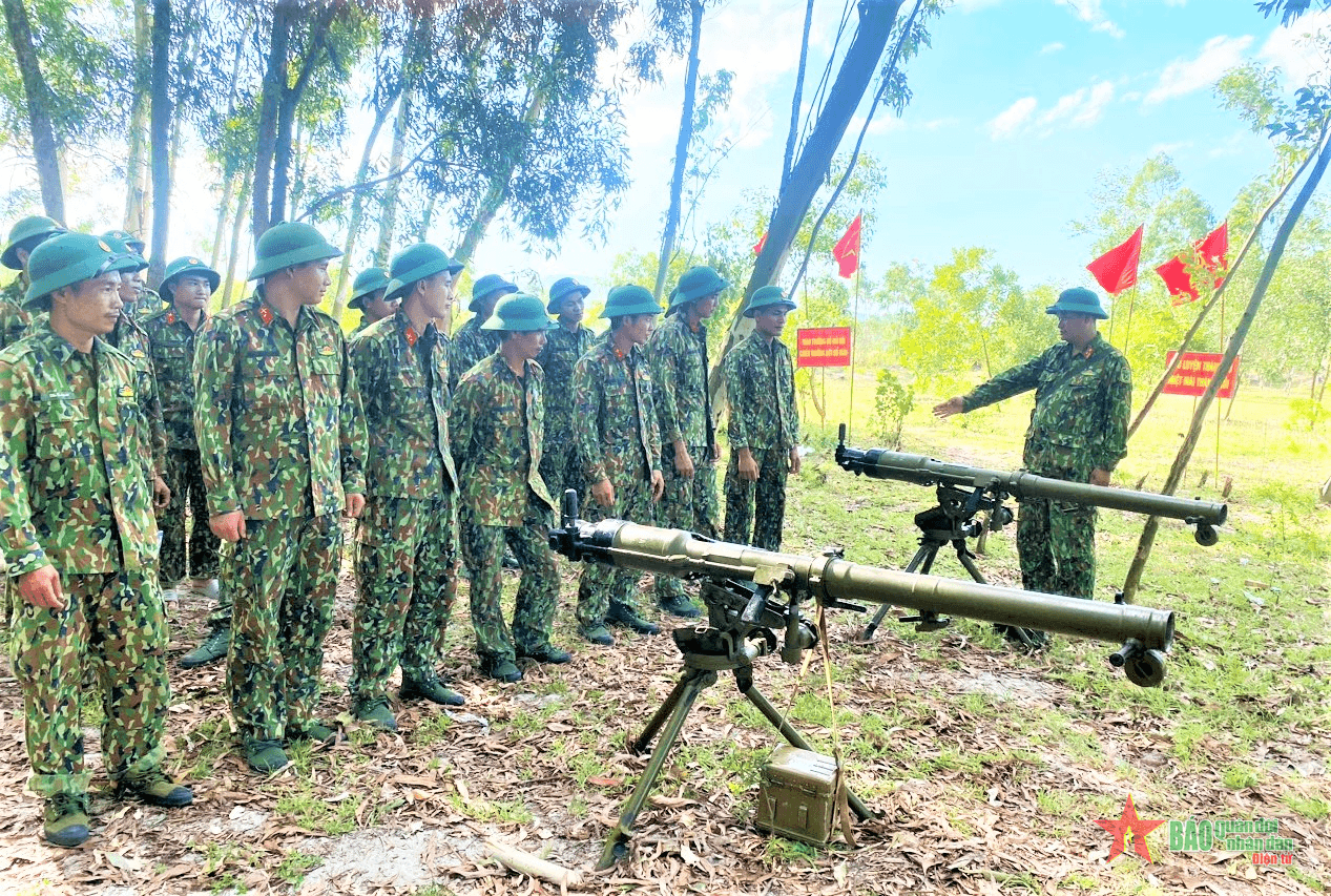 Gác việc nhà, ra thao trường