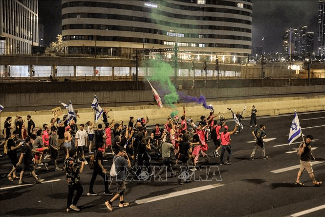 Biểu tình quy mô lớn tuần 27 liên tiếp tại Israel