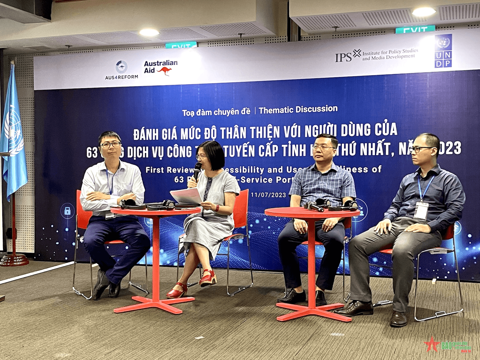 Xây dựng cổng dịch vụ công trực tuyến thông minh, đáng tin cậy