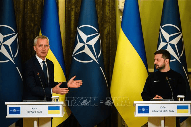 NATO tuyên bố: "Tương lai của Ukraine nằm trong NATO"