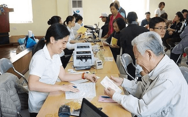 Chính thức có hướng dẫn chi trả lương hưu, trợ cấp theo mức mới