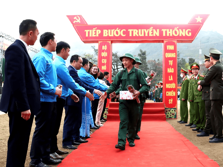 Chống lợi dụng việc xăm hình để trốn tránh nghĩa vụ quân sự