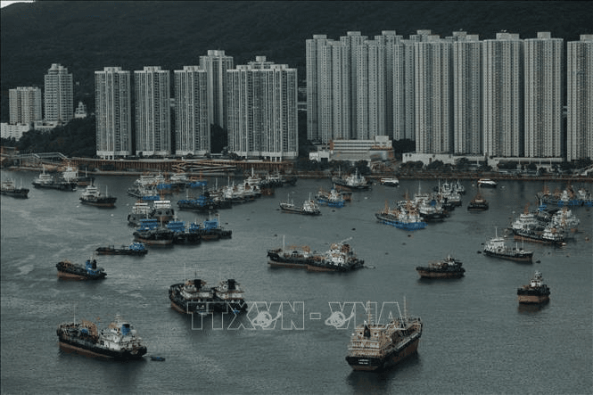 Trung Quốc nâng cảnh báo bão Talim lên mức nguy hiểm cao thứ hai