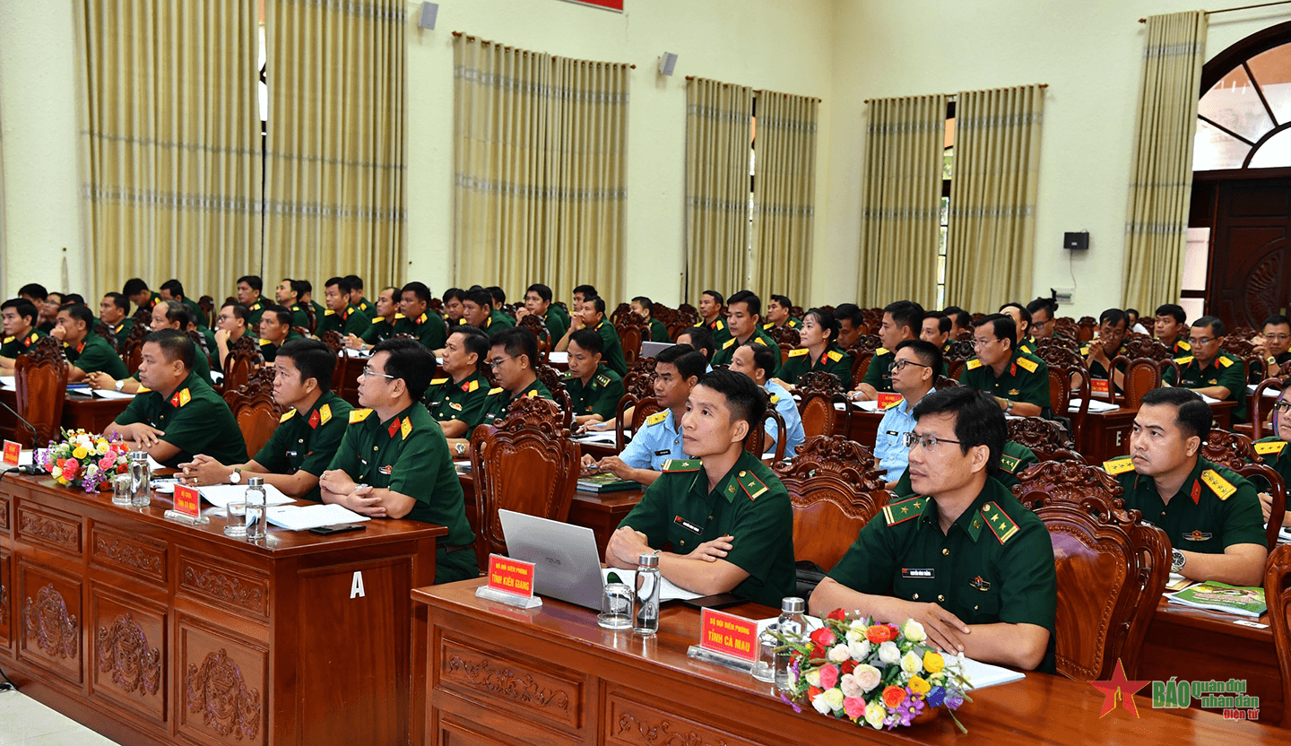 Nâng cao khả năng ứng phó với ô nhiễm môi trường và biến đổi khí hậu trong quân đội